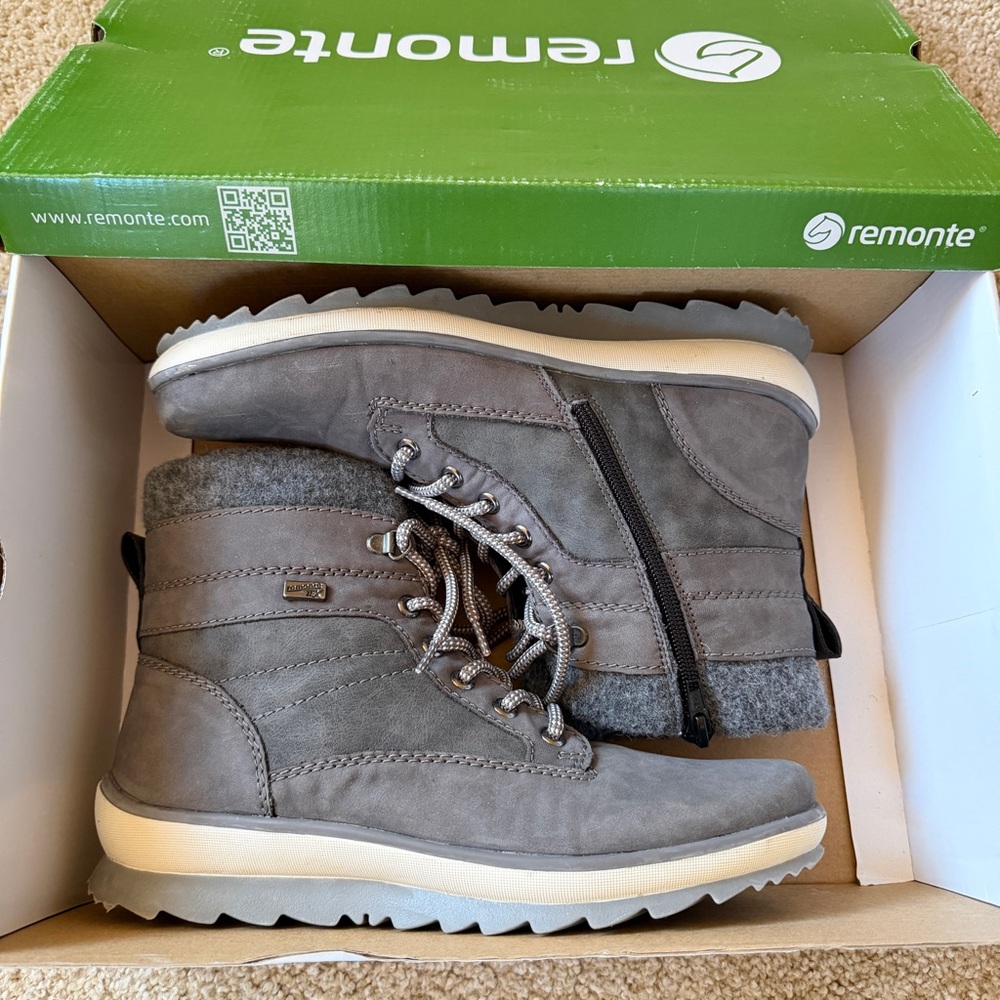 Women's Remonte Hella (R8477-45) Grey Waterproof Zipper Laced Boots, Size 8.5